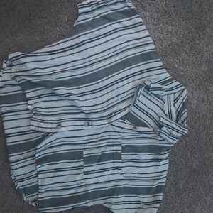 cropped,stripped, button up